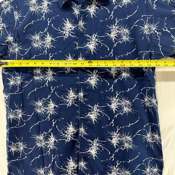 Mountain Dew Button Down Shirt Short Sleeve Blue Lightning Electric Hawaiian M - Picture 4 of 8